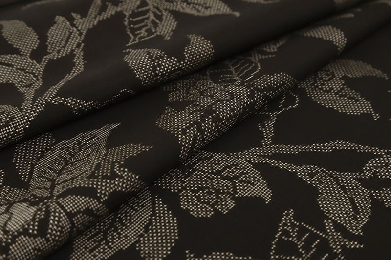 中古 大島紬 都喜エ門 正絹 7マルキ リサイクル 着物 こげ茶 花