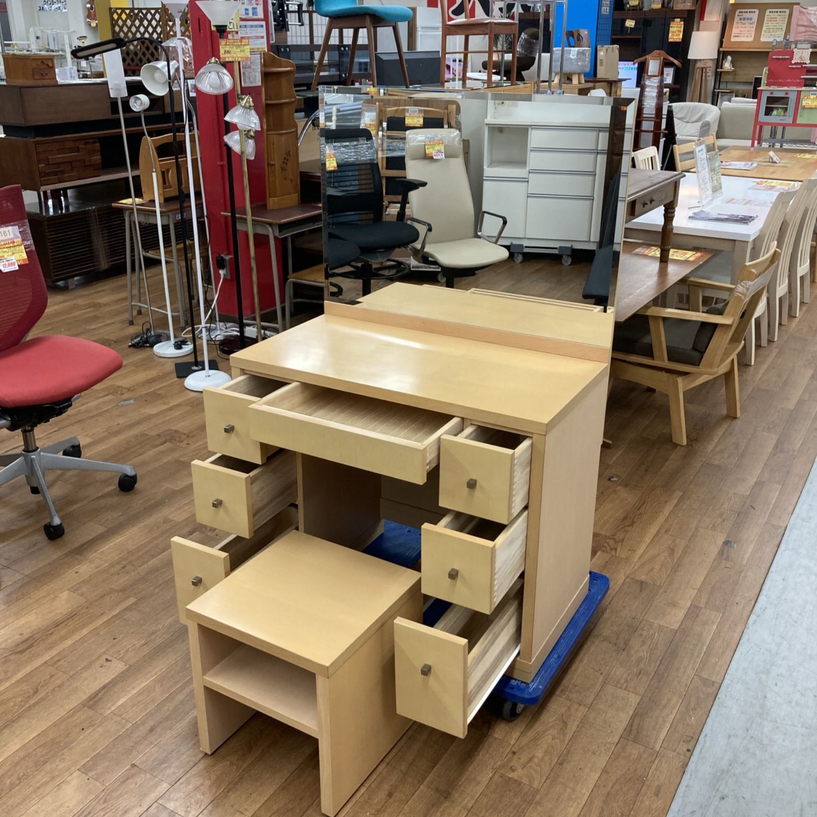 名古屋市近郊送料設置無料 S772 古賀清木工 KOGA KIYOSHIMOKKOU ドレッサー 椅子付き ウィッカー 幅86.9cm