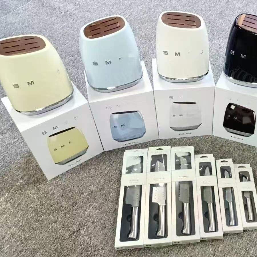 ブラック SMEG