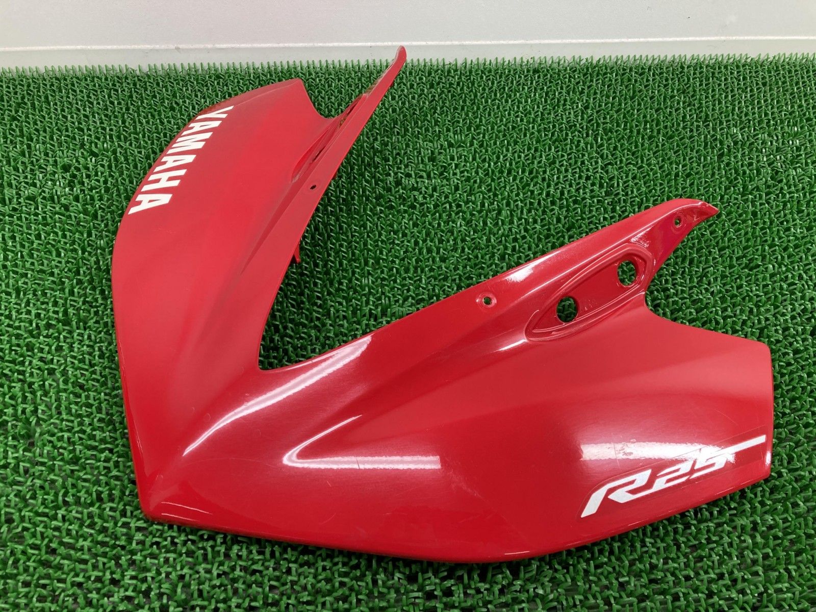 YAMAHA（ヤマハ） YZF-R25 シートカウル 黒 1WD 純正 中古 バイク 部品