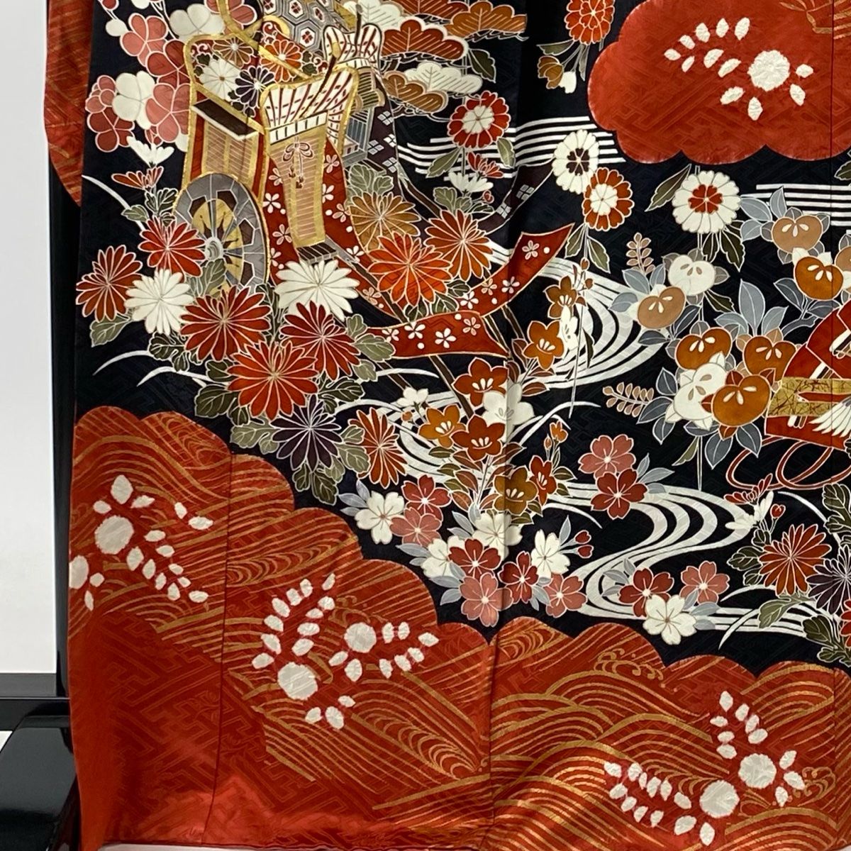 振袖 身丈169.5cm 裄丈69.5cm L 袷 御所車 草花 金糸 金彩 黒 正絹  