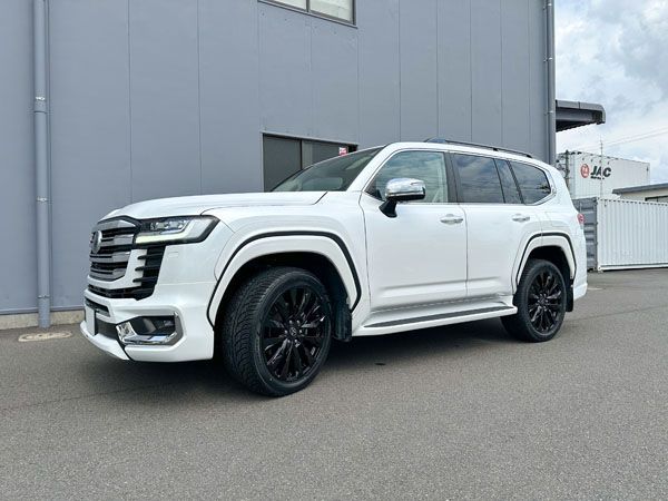 新品 ランクル300 ランクル250 レクサス LX600 YOKOHAMA PARADA