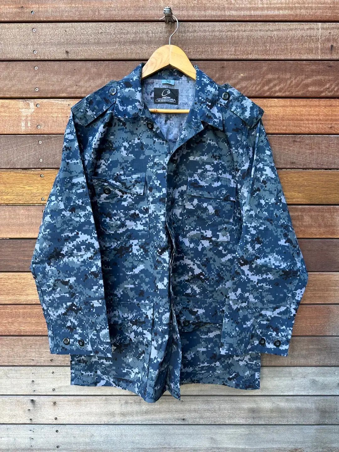 雷市場（ポンジャン）商品韓国直送】アメリカ海軍 NWU ジャケット 110