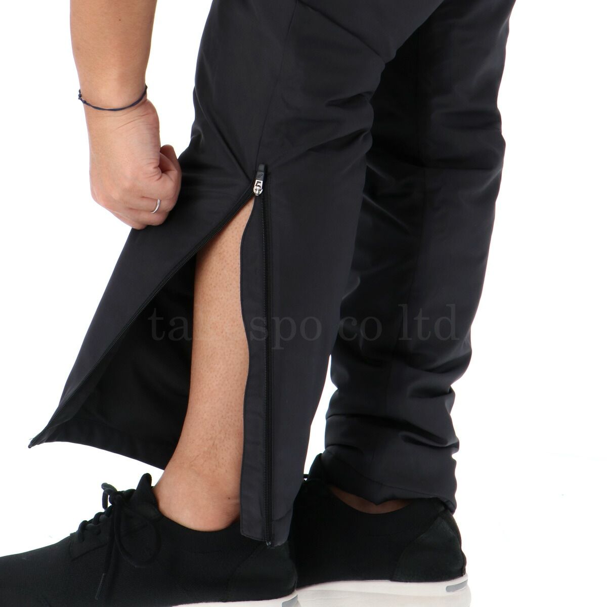 アシックス ウインドブレーカー 上下 セットアップ メンズ ブランド asics 裏起毛 トリコット 中綿入り フルジップ 保温 防風 はっ水 撥水 黒 白 2031F178 上下セット 大きいサイズ 有 スポーツウェア トレーニングウェア スポーツ LLC-HASEGAWATOSO_COM