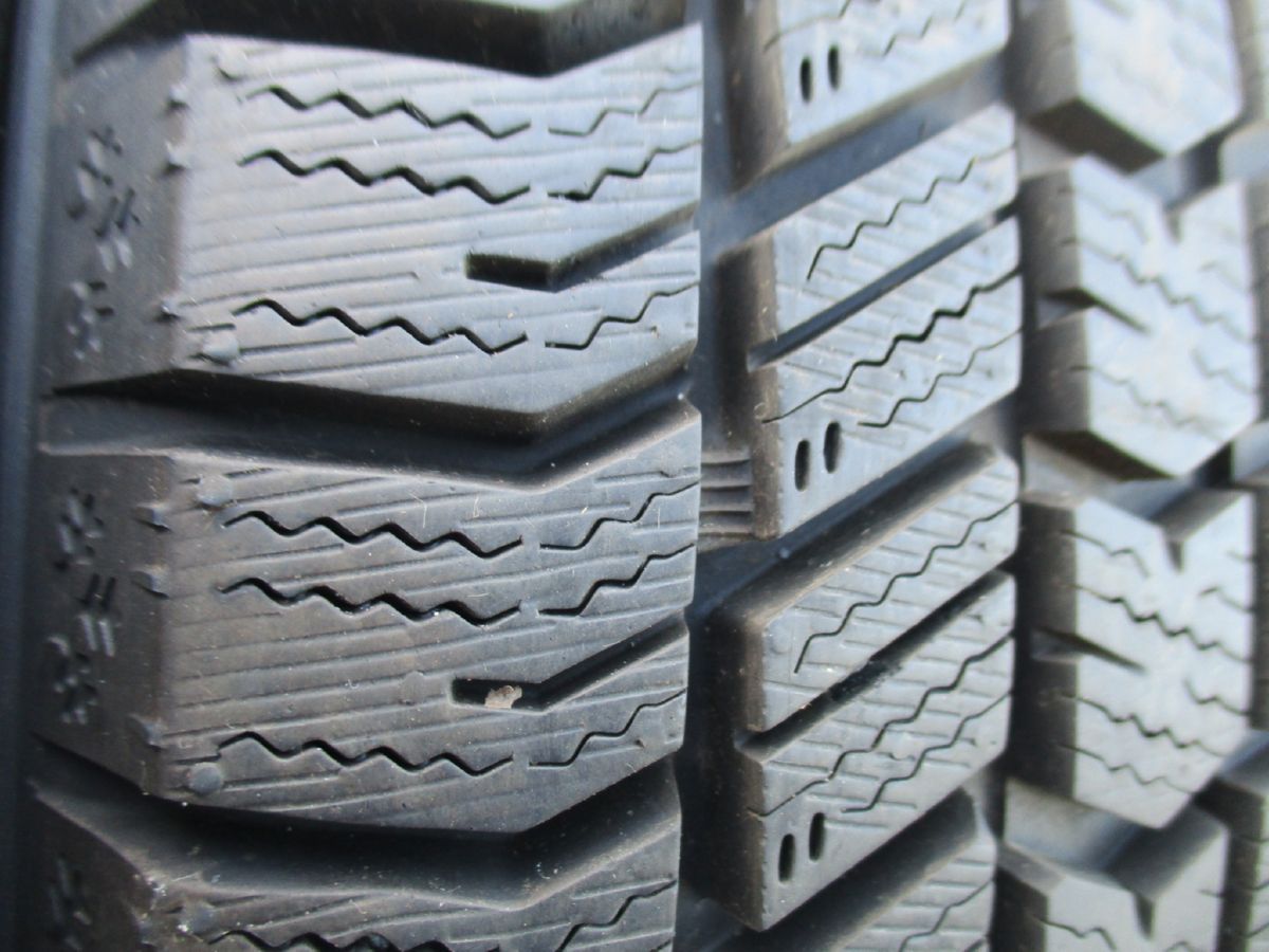 84Q グッドイヤー