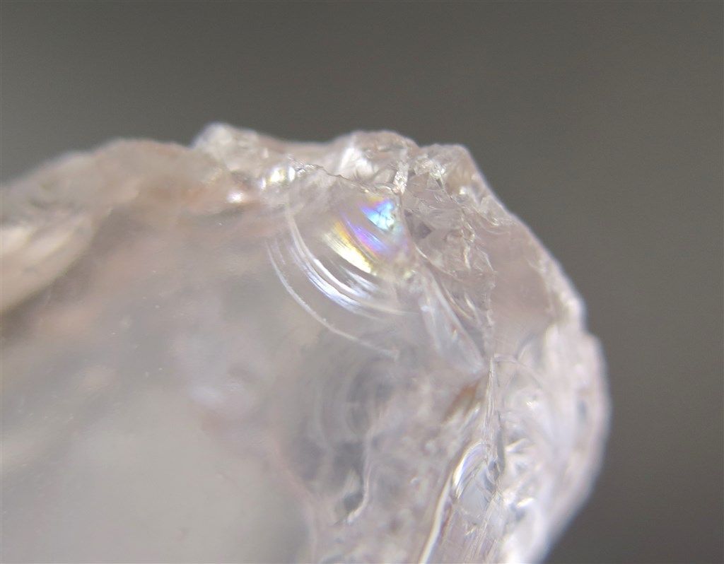 米国産アンダラクリスタル ルミネッセントホワイト 57.7g - メルカリ