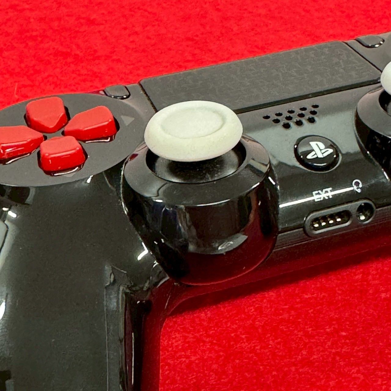 ワイヤレスコントローラDUALSHOCK4 ダース