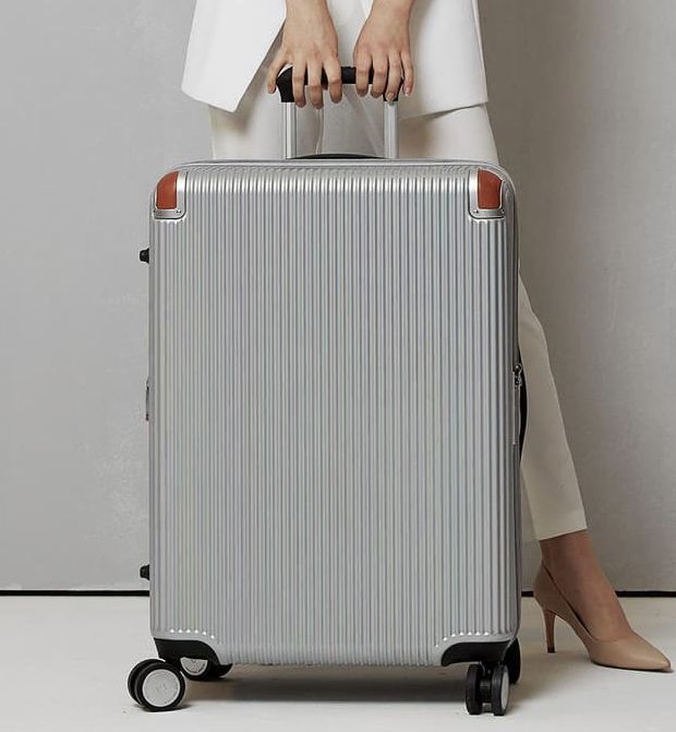 はるまきリモワ クラシックフライト 33L 機内持ち込み 2輪 はるまき