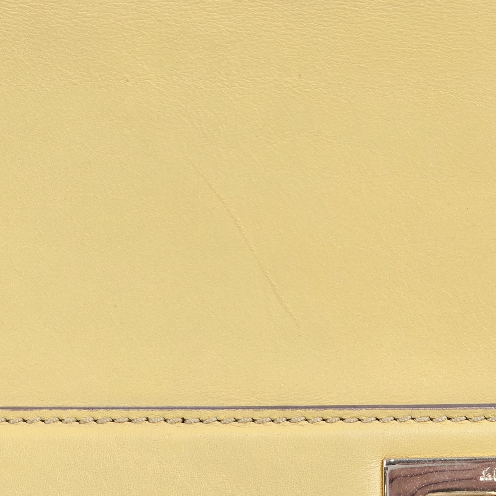 サルヴァトーレ・フェラガモ(Salvatore Ferragamo) ソフィアミニ 