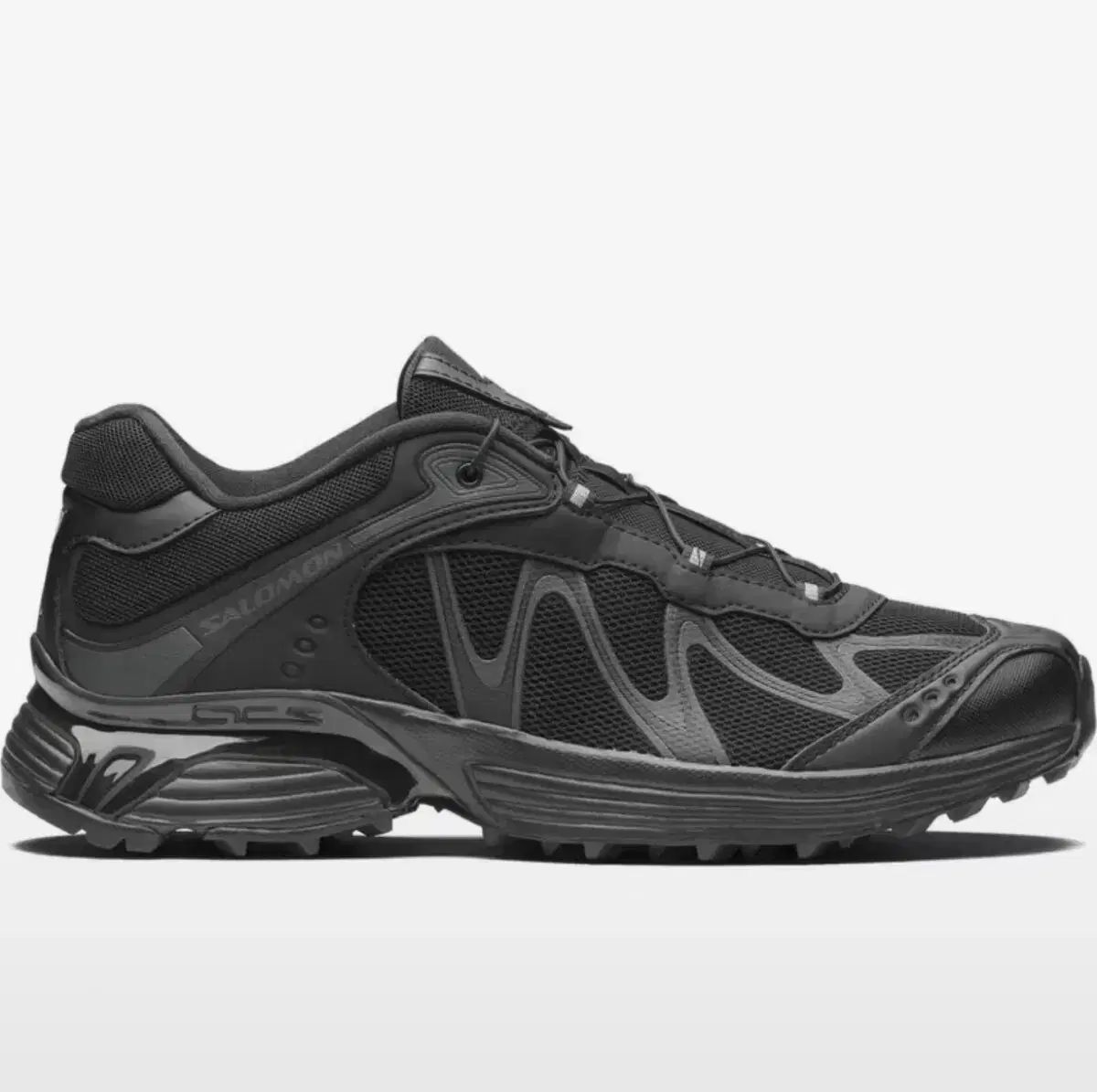 SALOMON サロモン XT -ウィスパー_ L47762000 黒 靴 スニーカー 登山靴