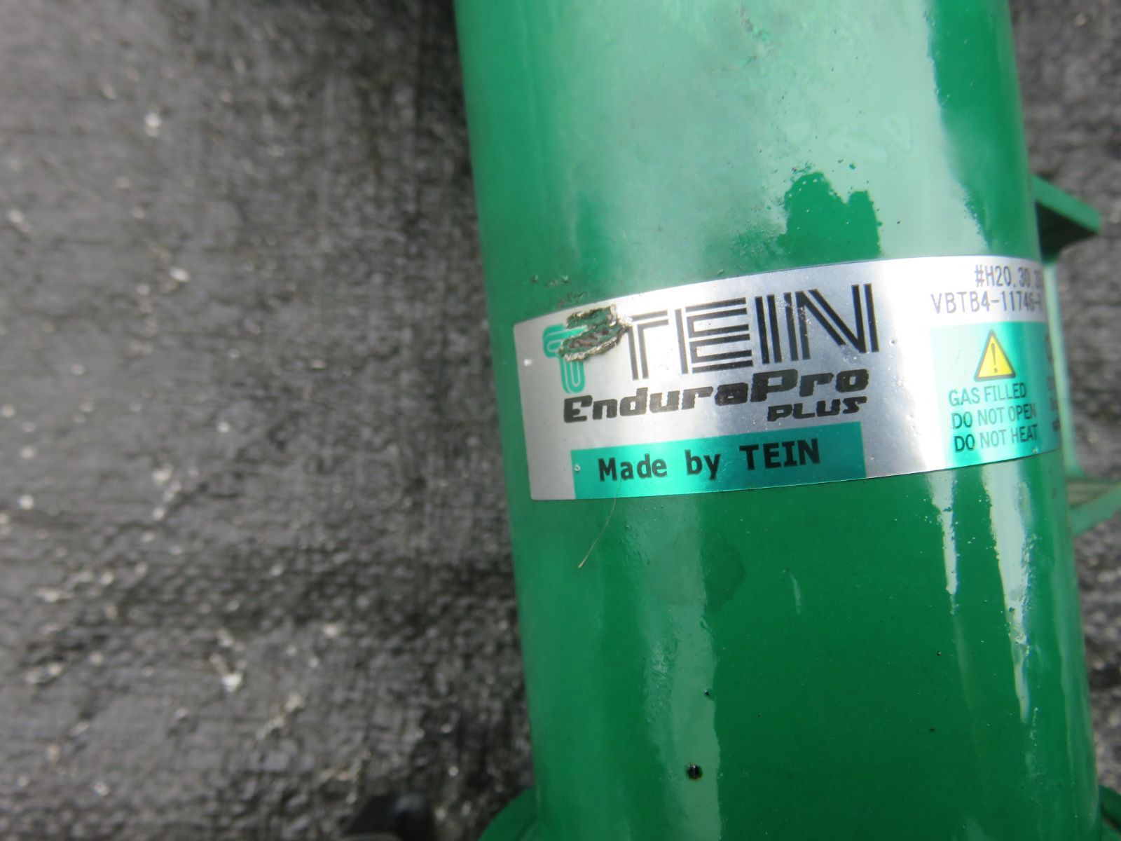 LA6869 アルファード ヴェルファイア 30系 社外 TEIN フロント リア サスペンションキット ENDURAPRO AGH30W GGH30W AGH35W GGH35W 固着無し 抜け 漏れ無し