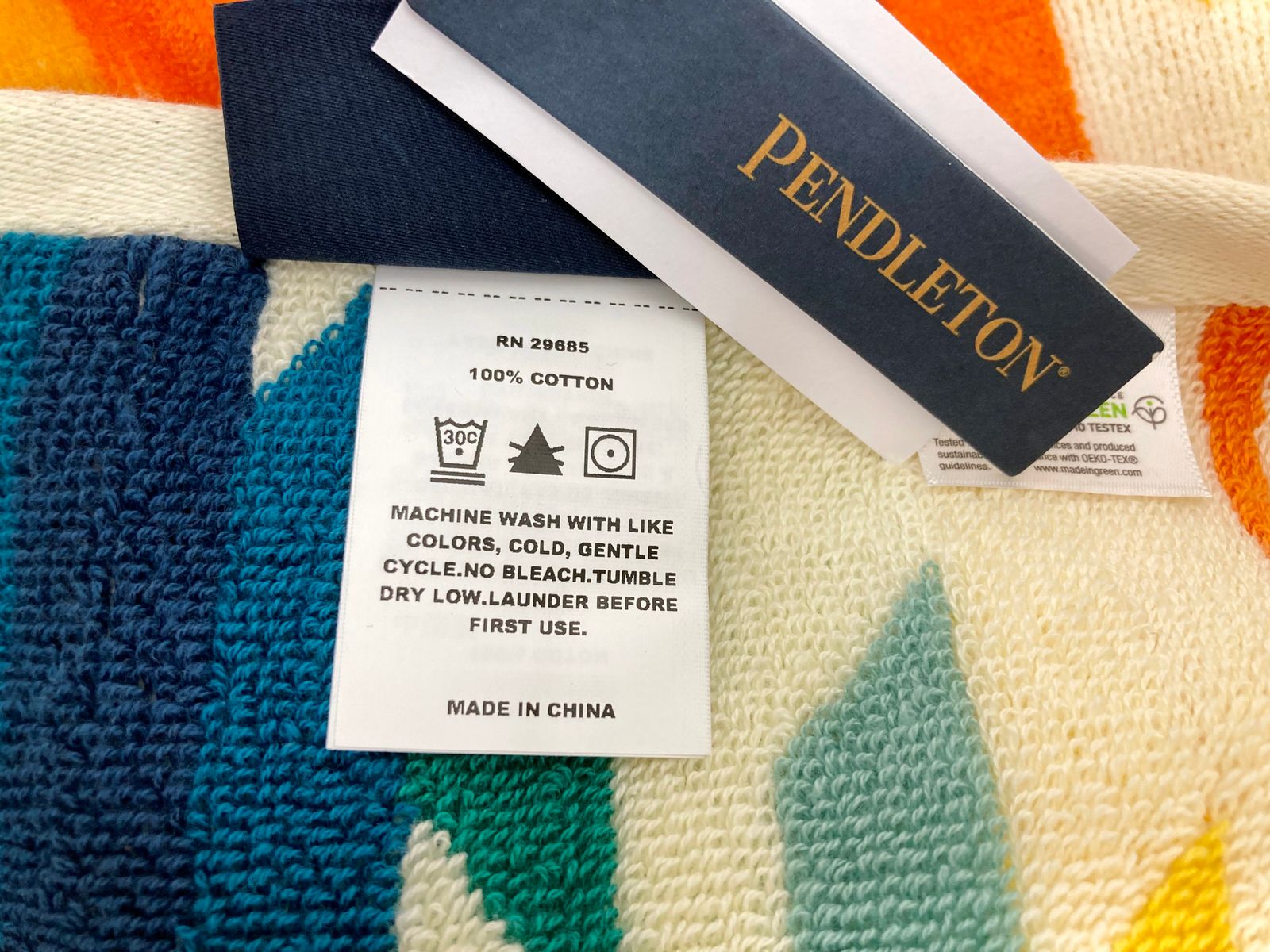 新品】 PENDLETON (ペンドルトン) Oversized Jacquard Spa Towel タオルケット ビーチタオル ブランケット  XB233-54663 アウトドア 雑貨/028 - メルカリ