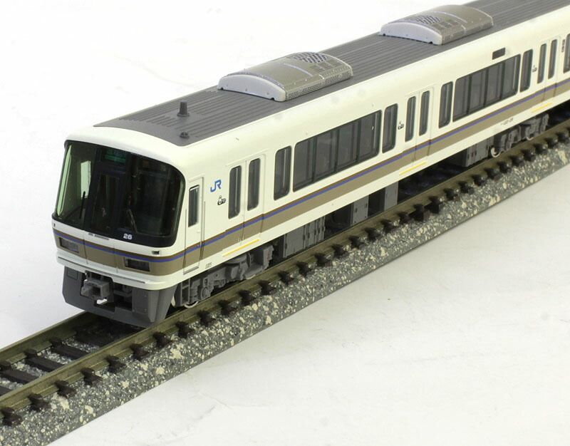 221系リニューアル車 大和路快速 基本セット（4両） 【KATO・10