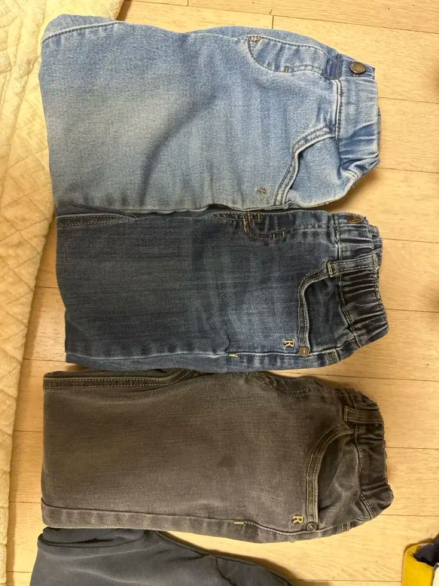 【雷市場（ポンジャン）商品韓国直送】 120 男児 基本 デニム 3 犬 まとめ売り