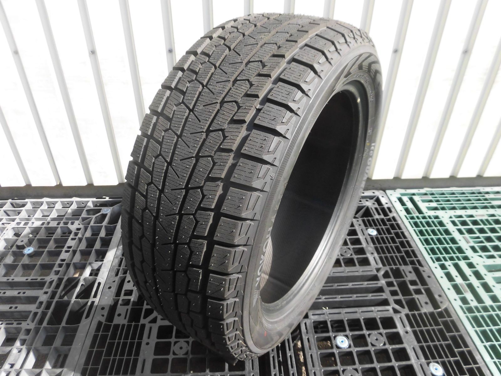 さいたま) ice GUARD G075, 265/65R17 超バリ山 さいたま) ice GUARD