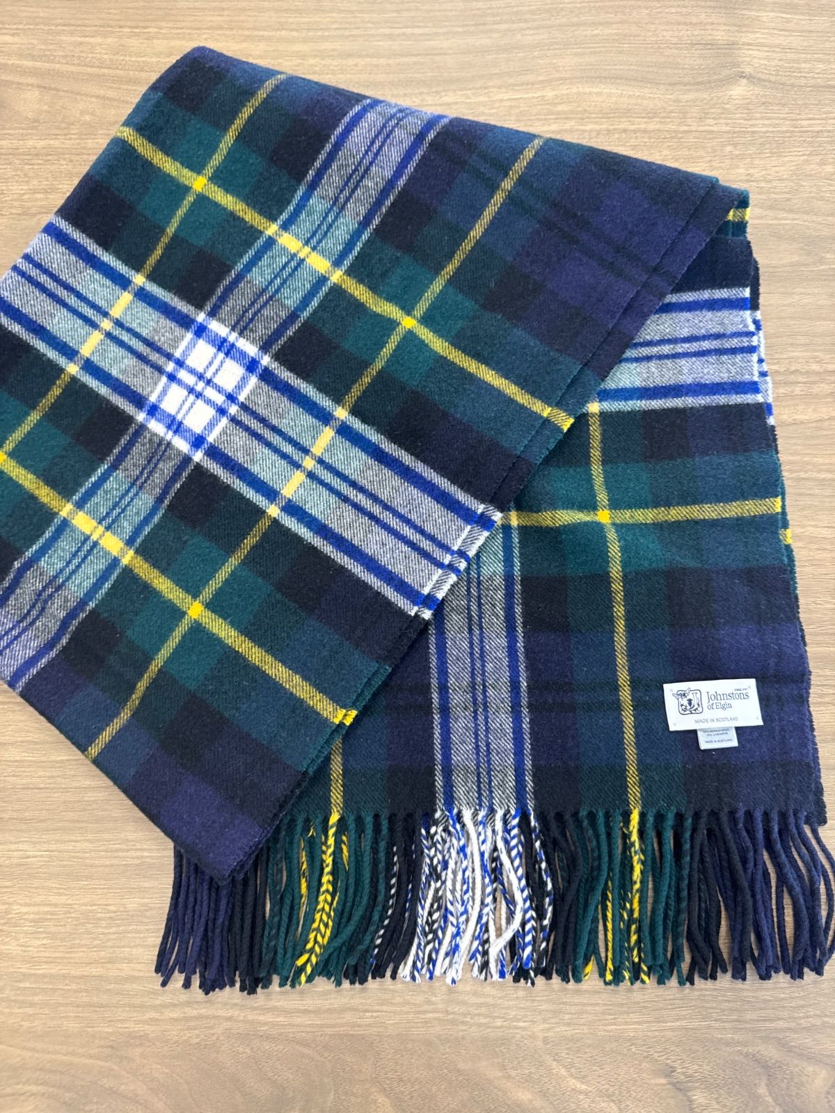 ジョンストンズ カシミヤ マフラー ストール 小判 グリーン 楽天市場】ジョンストンズ JOHNSTONS ストール WA56 カシミヤ