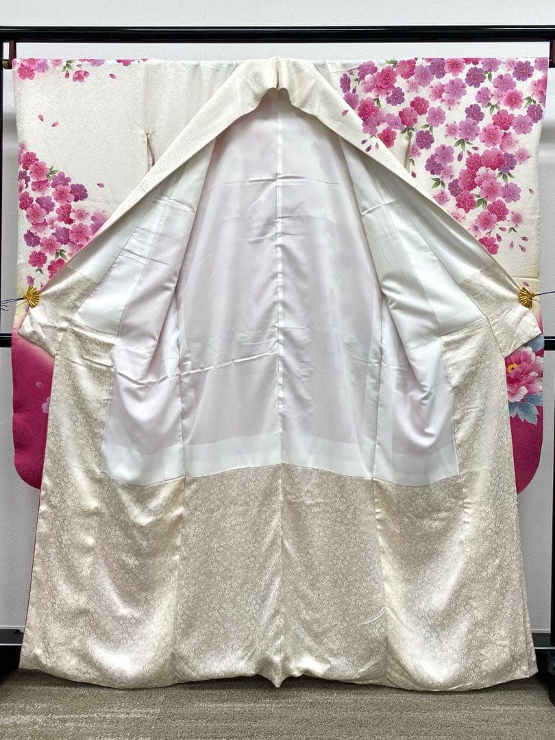 振袖 豪華 銀通し 刺繍 桜 身丈158cm - メルカリ