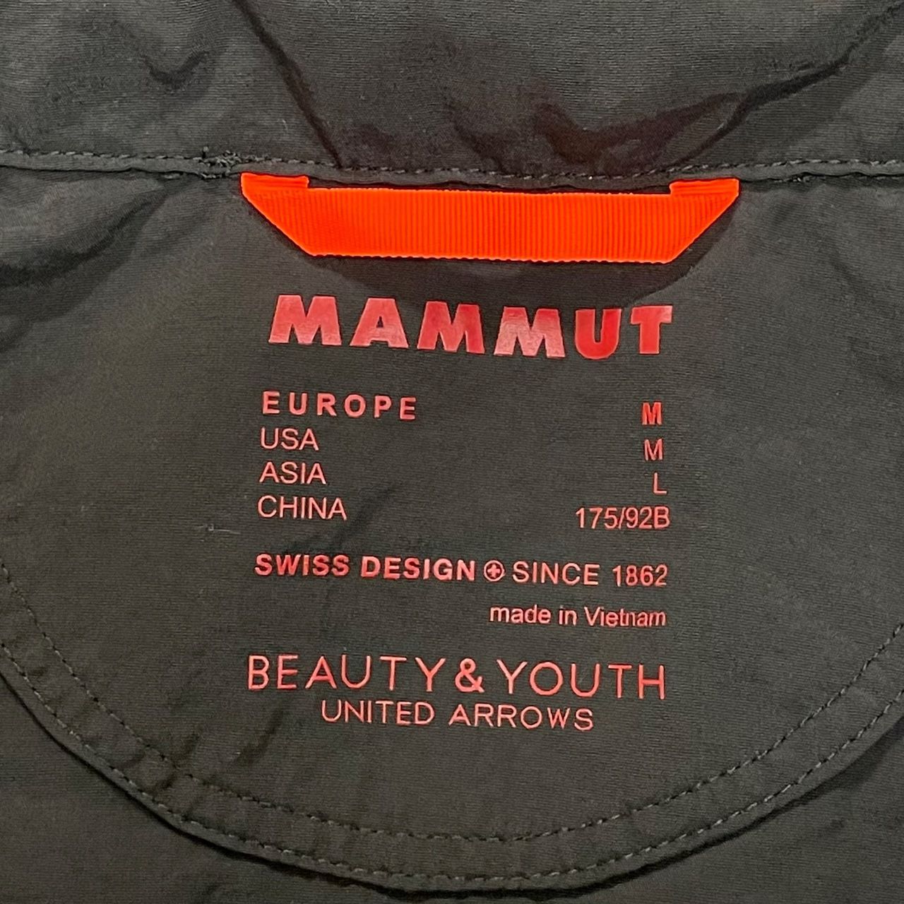 MAMMUT BEAUTY＆YOUTH 別注 TUFF JACKET コラボ ナイロン ジャケット