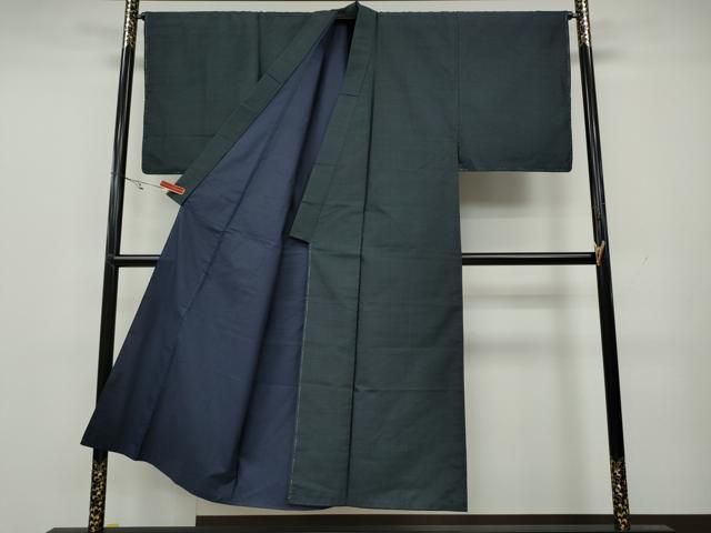 本場大島紬 亀甲柄