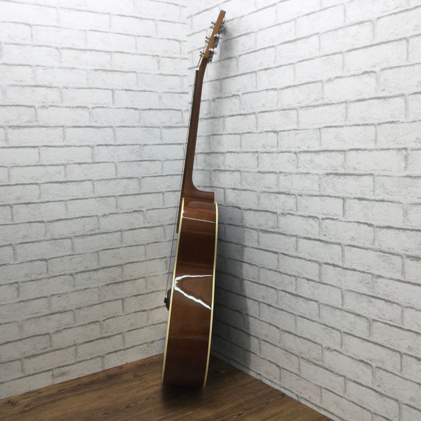 美品 YAMAHA アコースティックギター F620 ハードケース付きΩ