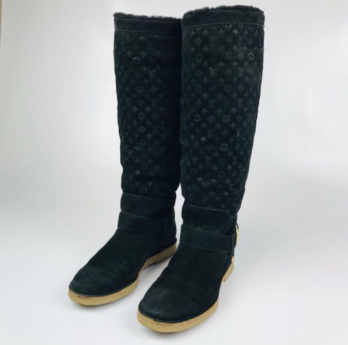 LOUIS VUITTON☆ルイヴィトン・レディース スエードレザー エンボス