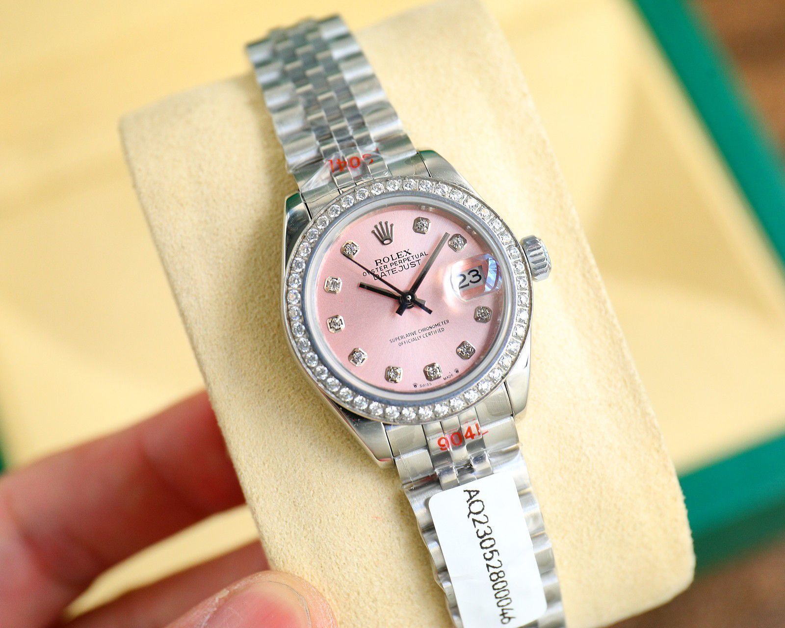 ROLEX レディース 自動巻き腕時計 ピンク 本日限り出品 ご購入大歓迎です ローレックスの女性用腕時計は 未使用です