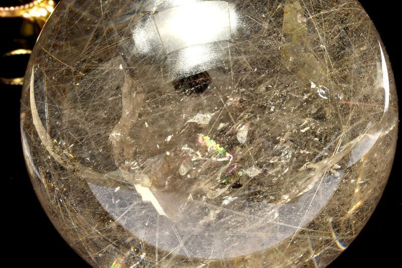 迫力サイズ 虹入り鉱物内包