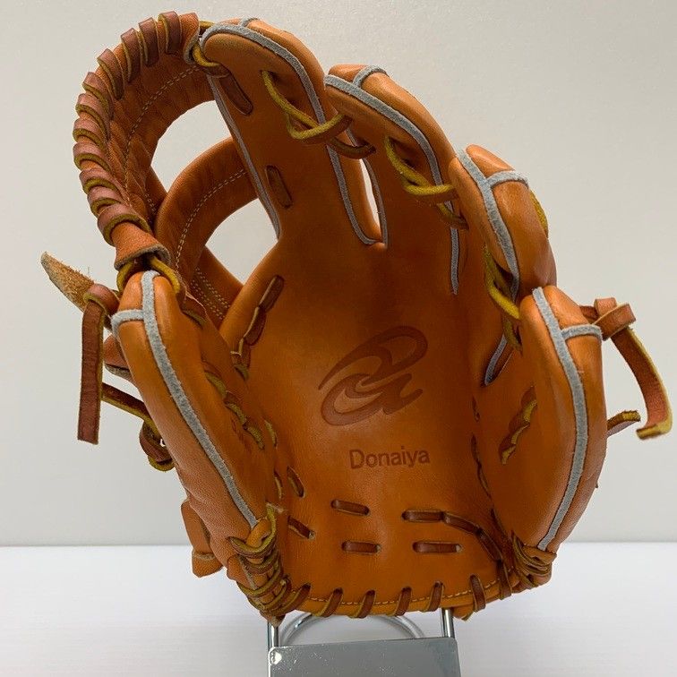 中古品 ドナイヤ Donaiya 軟式 内野手用グローブ DJNII 袋有り 5658 中古品 ドナイヤ Donaiya 軟式 内野手用グローブ DJNII 袋有り