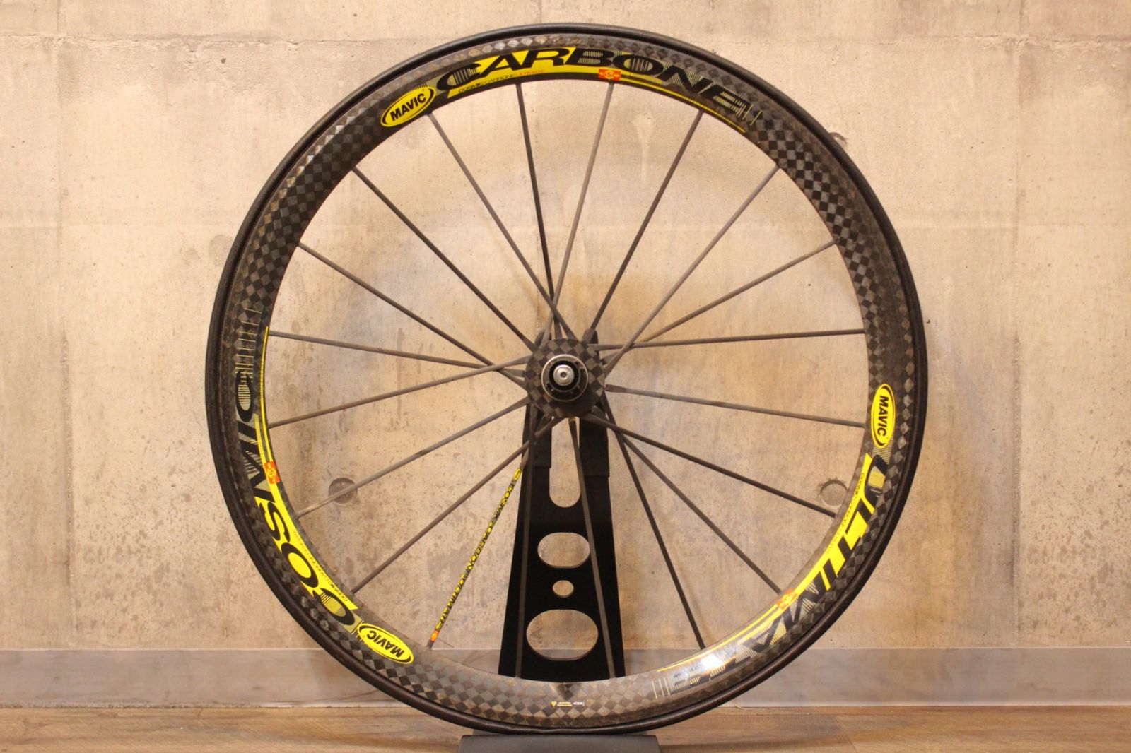 マヴィック　COSMIC カーボンホイール 後輪のみ。　ジャンク ジャンク】 マヴィック MAVIC コスミックカーボン COSMIC CARBON