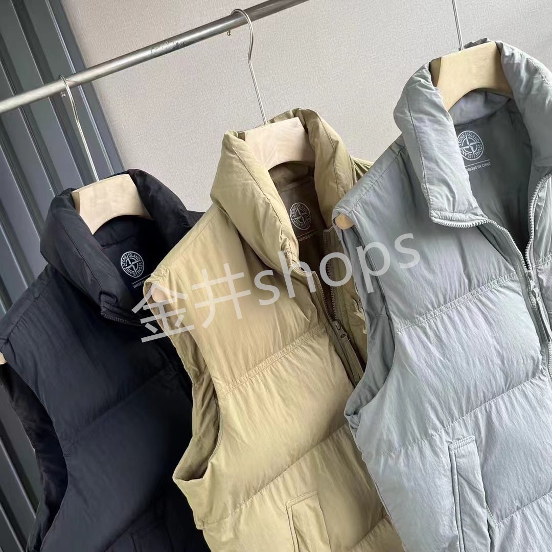 人気商品・極美品・新品未使用】STONE ISLAND （ストーンアイランド 