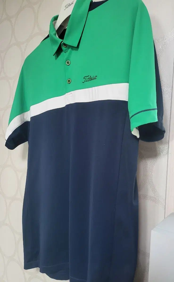 ** 本物 タイトリスト 男性 半袖Tシャツ XL **