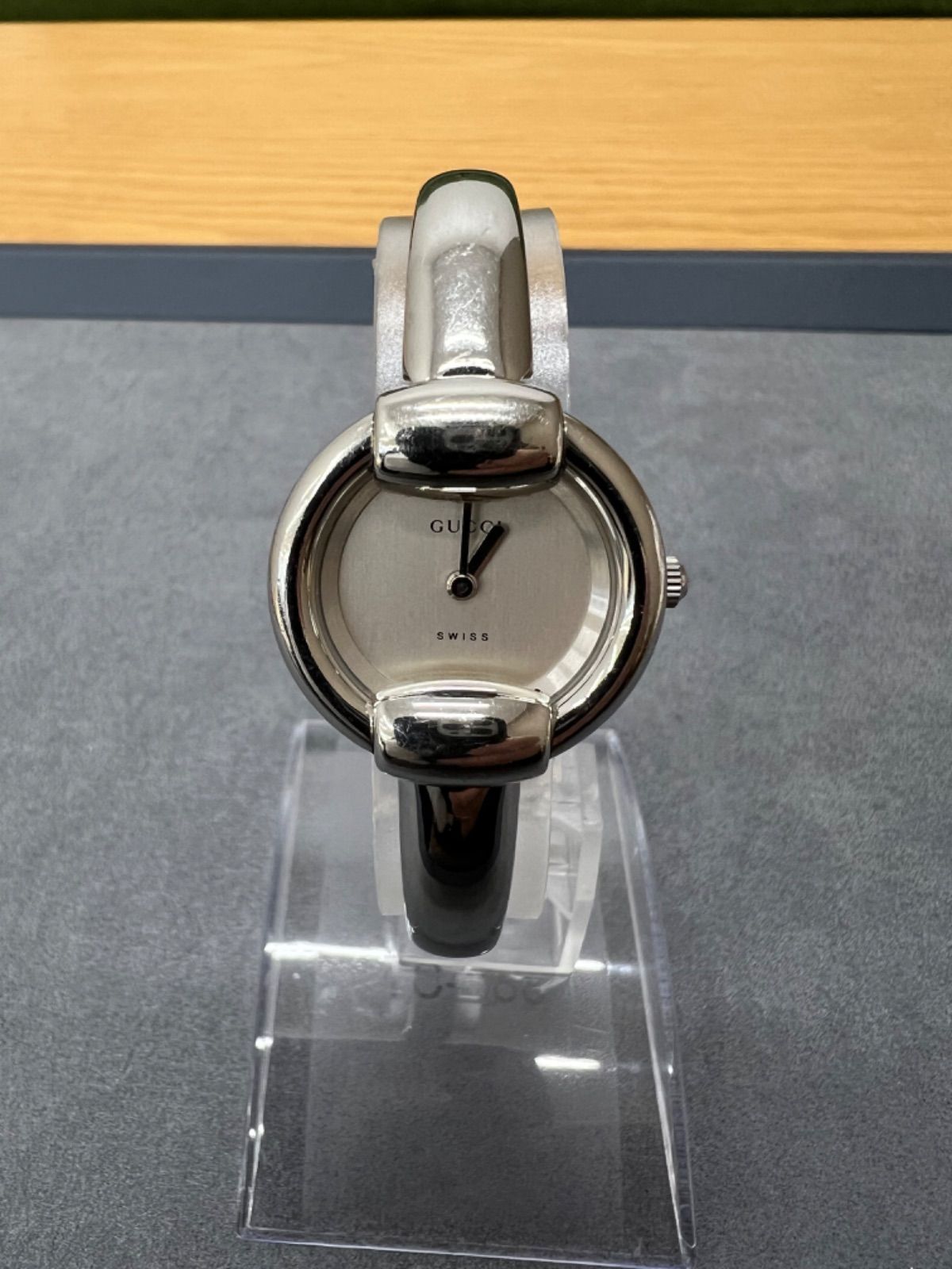 GUCCI グッチ 腕時計 レディース バングル ブレスレット 1400L - メルカリ