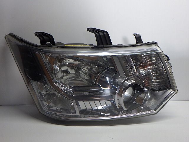 デリカD5 ヘッドライト左右 HID CV 前期 100-87918 コーティング