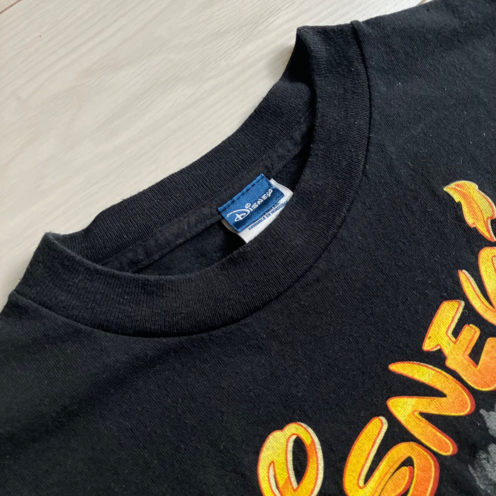 7人のこびと Tシャツ Sサイズ 黒 藤ヶ谷太輔 着用 ディズニー - メルカリ