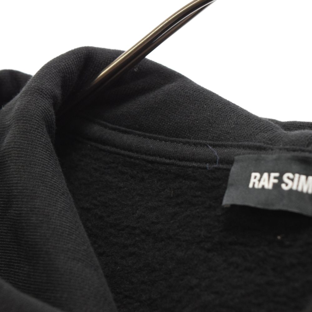 RAF SIMONS (ラフシモンズ) 21AW Gothic regular fit hoodie ゴシックロゴプリントスウェットパーカー  212-W163-19004-0099 ブラック - メルカリ