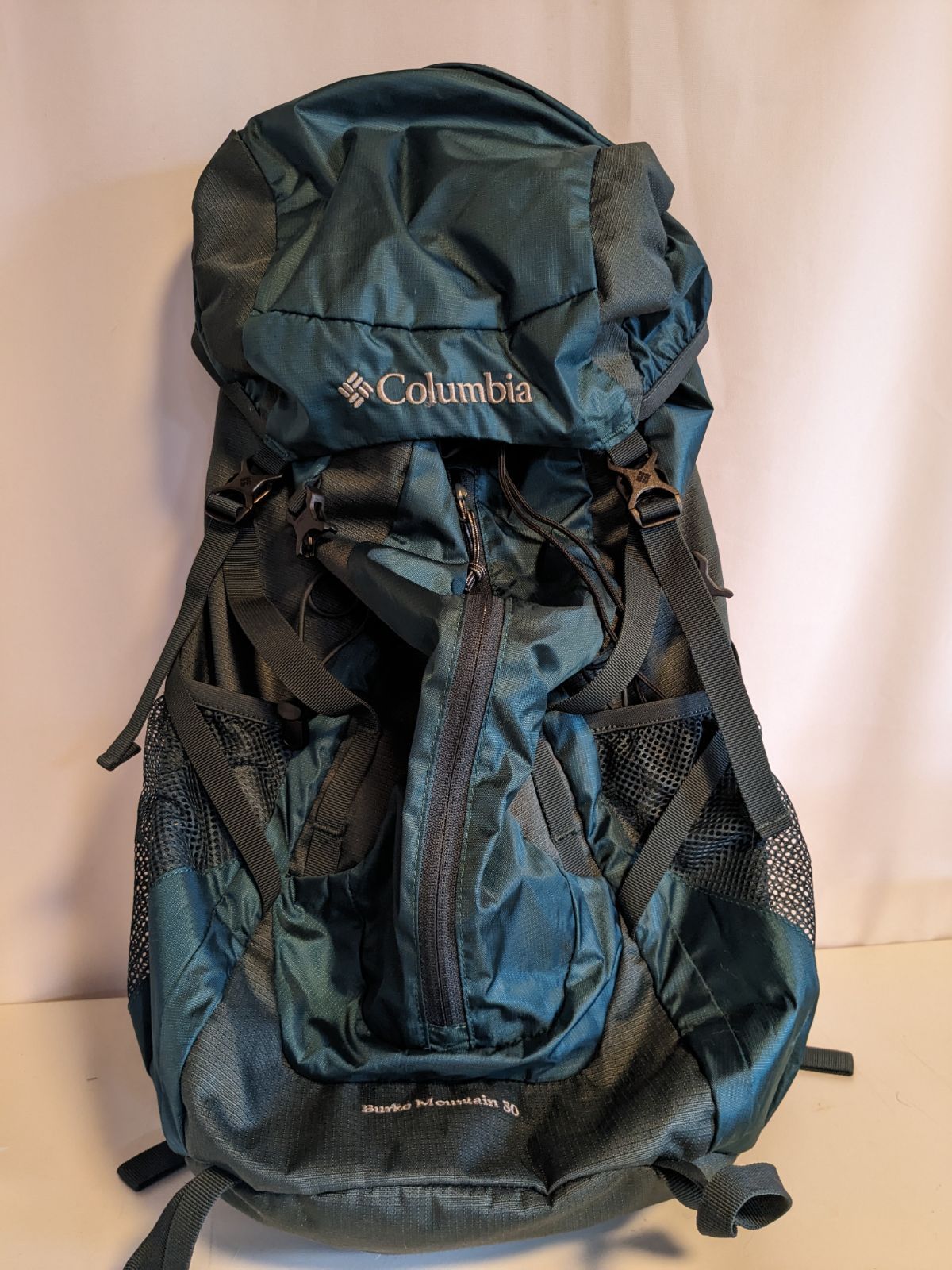 Columbia Burke Mountain 30Lコロンビアバークマウンテン30リットル 