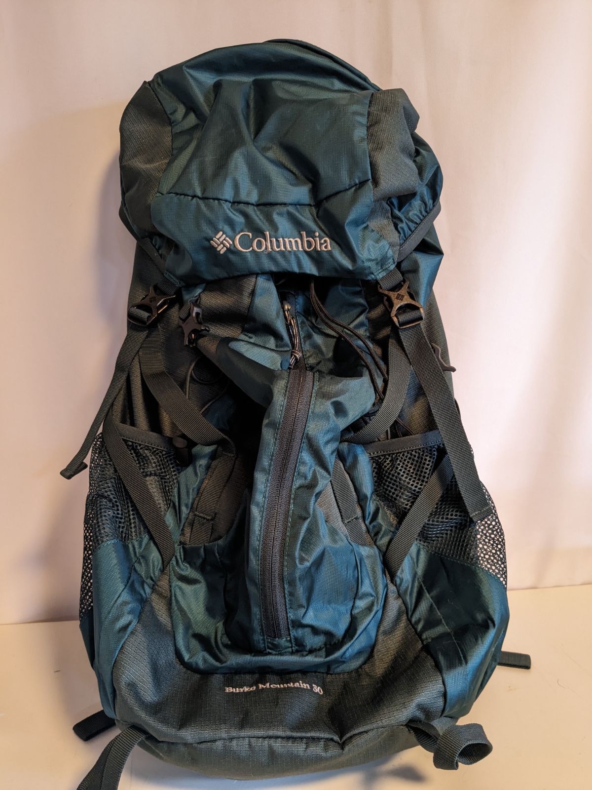 Columbia Burke Mountain 30Lコロンビアバークマウンテン30リットル - メルカリ