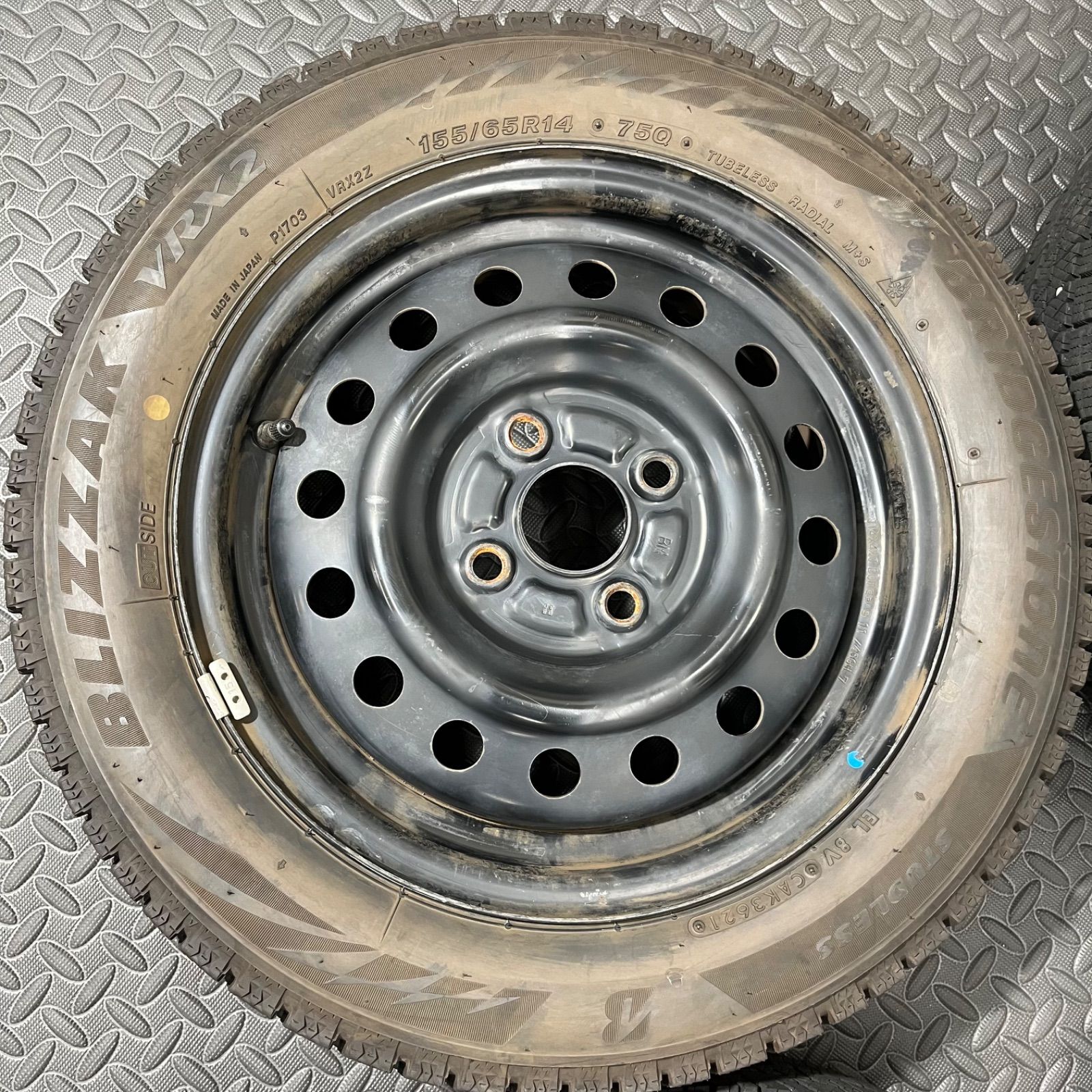 21年製 155 65R14 ブリヂストン ブリザックVRX2 ダイハツ タント ムーヴ コンテ ミラ スタッドレスタイヤ 1036Y