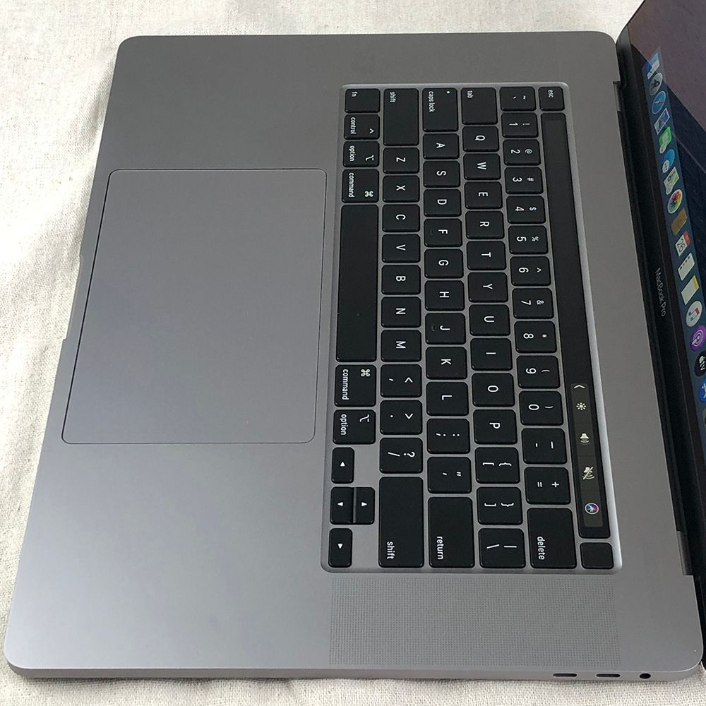 Pro MacBook Apple Core 0 Intel (16-inch, RAM, 512GB SSD 16GB i7