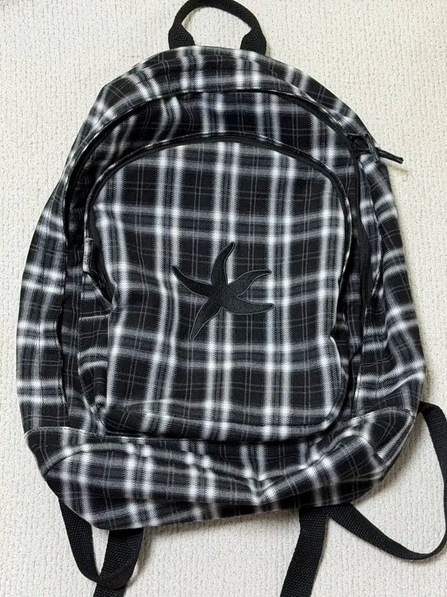 더콜디스모먼트 TCM スターフィッシュ 星 CHECK バックパック バッグ