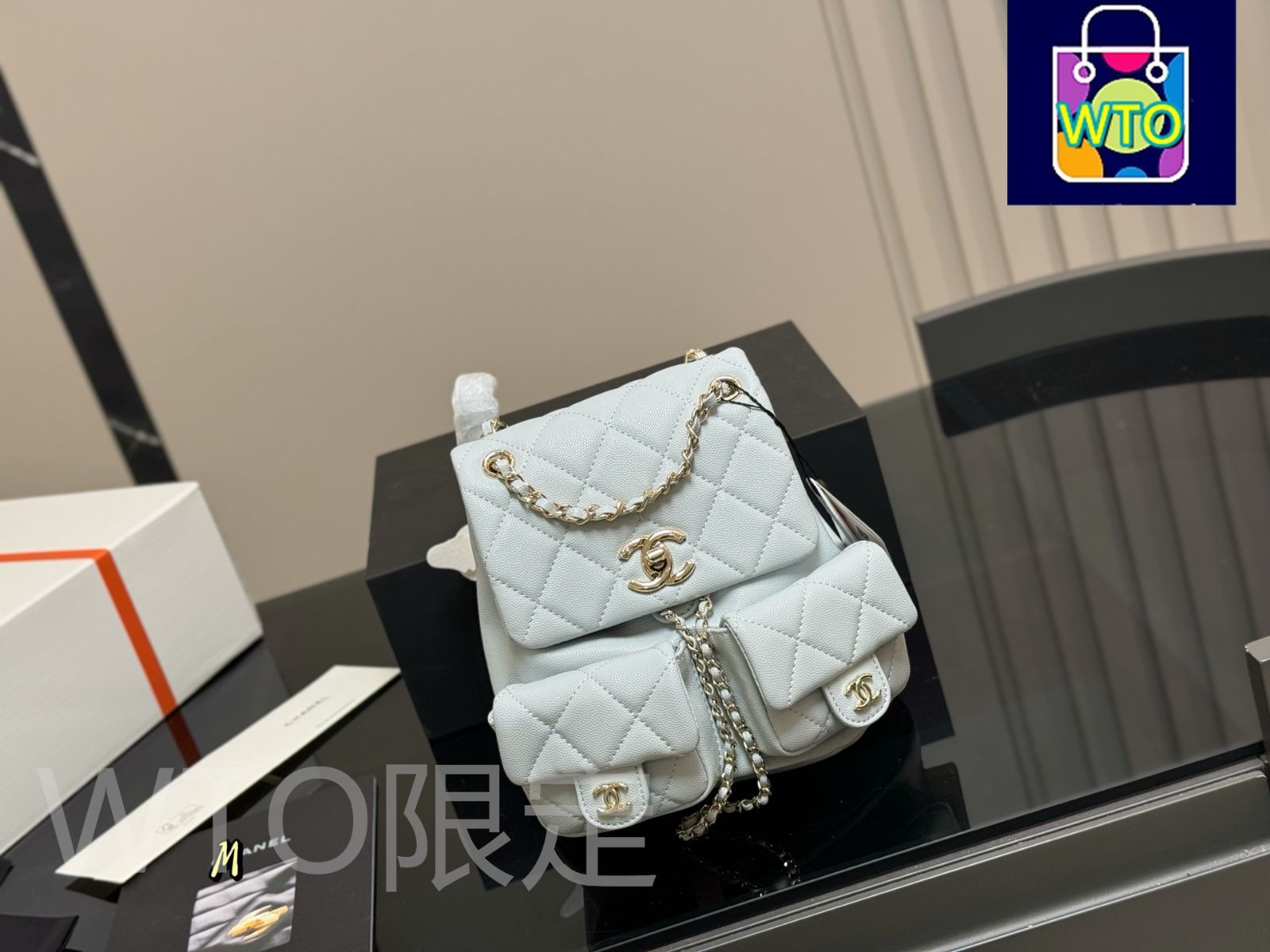 今日 CHANEL Duma バックパック 23P ブラック - ゴールド 小青蛙柄 送料無料 今在庫 価格-WT0輸入