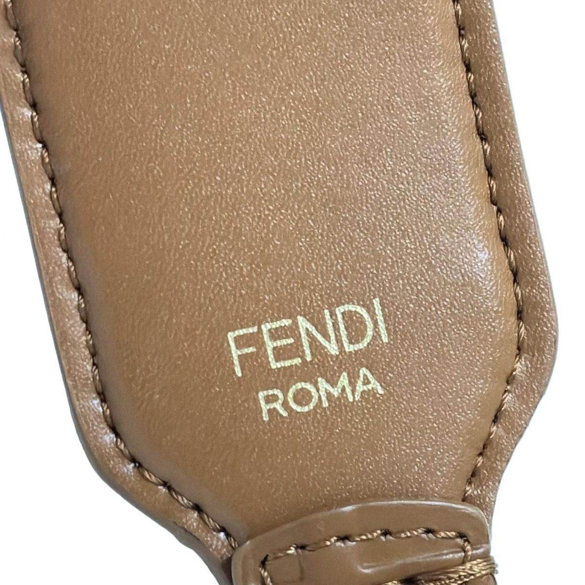 フェンディ ショルダーストラップ