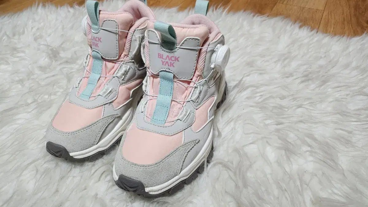 BLACKYAK ブラックヤクガールズジュニアクールプルーフリボンアジャスト サイズは？ 210 予め
