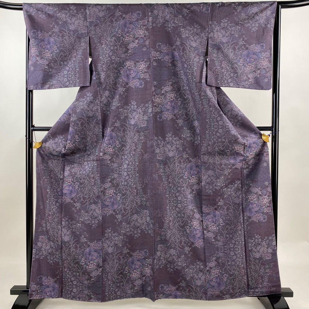 紬 身丈163.5cm 裄丈65.5cm M 袷 草花 鼓 紫 正絹 名品