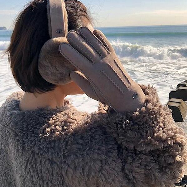 エミュ