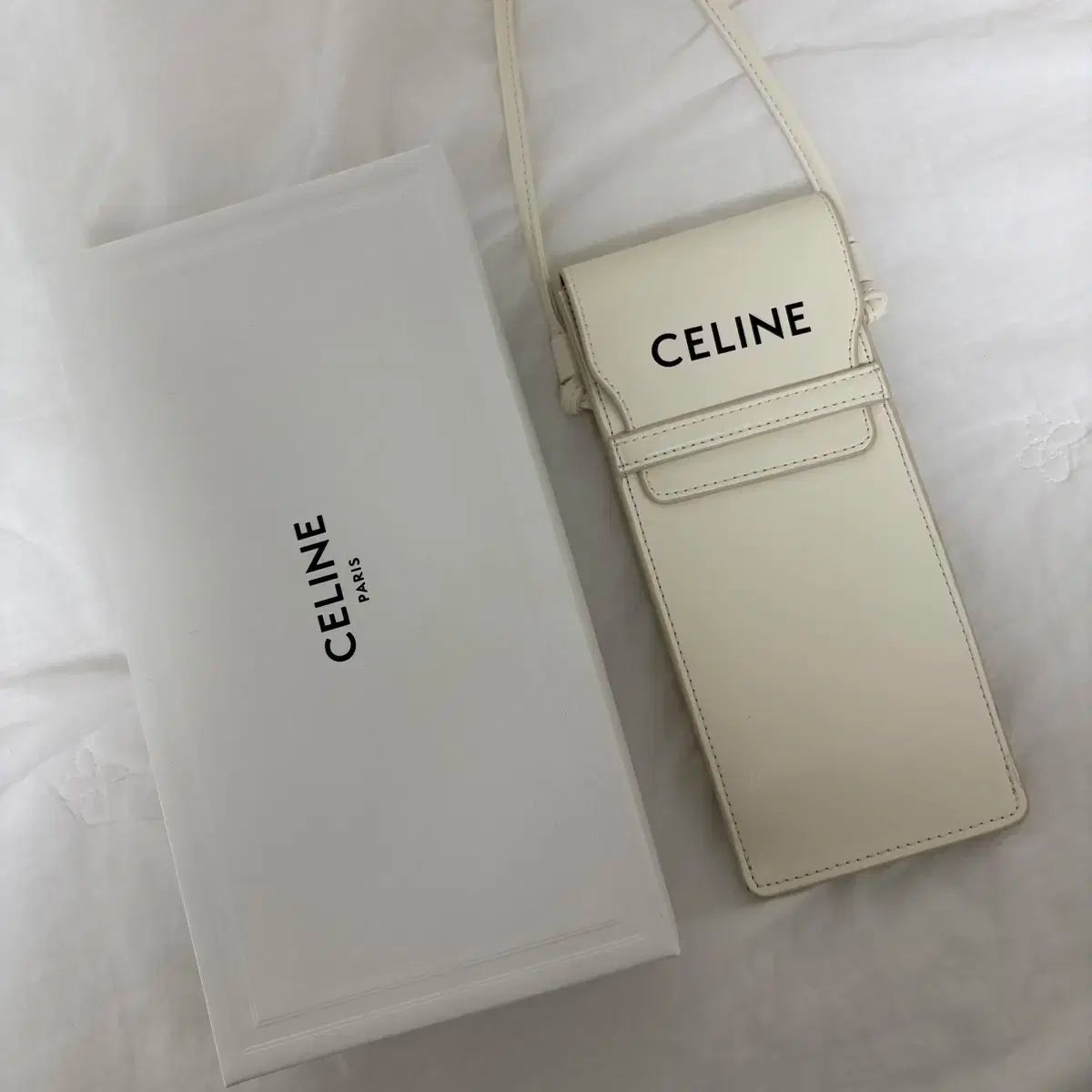 Celine セリーヌ 電話ケース 電話バッグ ミニ クロスバッグ