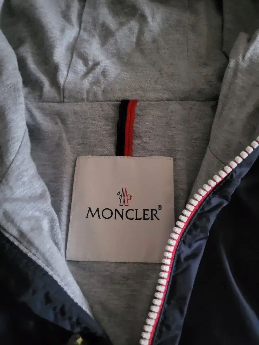 MONCLER モンクレール ノイアービル 12y