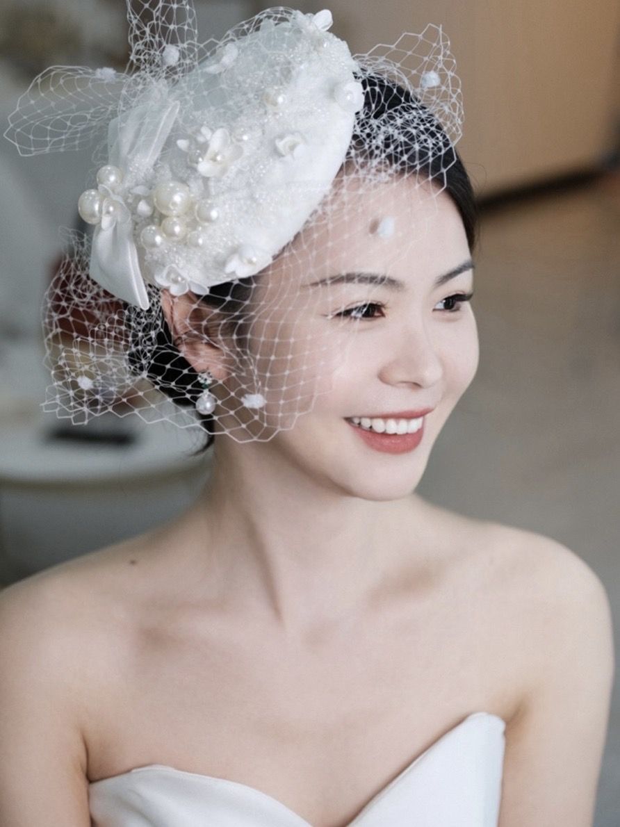 ウェディングヘッドドレス ヘッドアクセサリー 新品未使用 結婚式 ヘッドドレス ゴールド 花 annanwedding 新品未使用