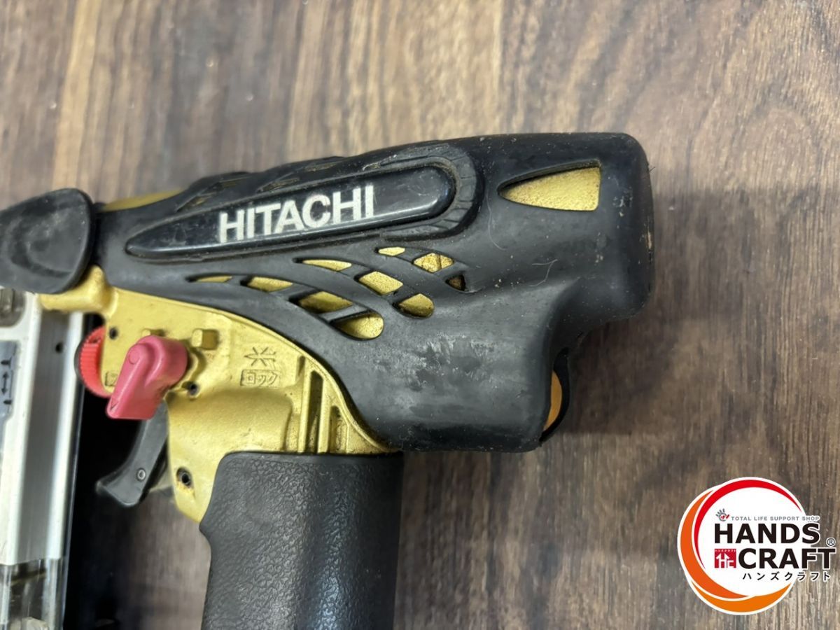 ♭ 品 日立 HITACHI 55mm高圧ピン釘打機 NP55HM