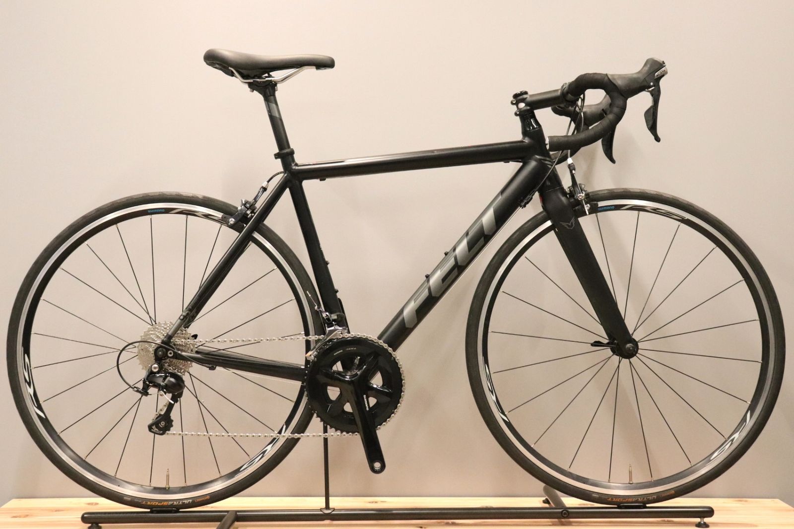 訳アリ フェルト FELT F95 2017モデル 54サイズ シマノ 105 5800 MIX 11S アルミ ロードバイク 仙台店